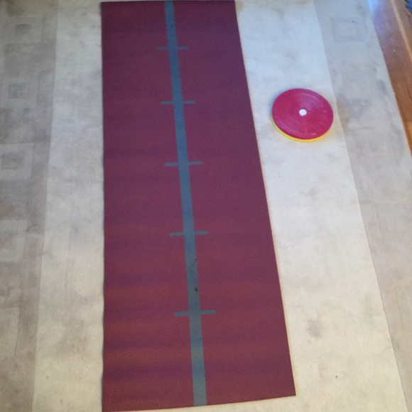 Gaiam Premium Yoga Mat - Picture 4 of 8